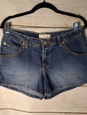 Jordache Vintage Women's Denim Short Shorts in Medium Blue Wash
